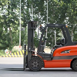 Скидки на оптовые заказы на вилочные погрузчики в наличии: заводские вилочные погрузчики, электрические вилочные погрузчики, 4-тонные, 4,5-тонные, 5-тонные контейнерные вилочные погрузчики - Product Image 5