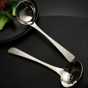 Cuchara de sopa de acero inoxidable 304 con diseño de cola de pez, colador para servir arroz con leche y sopa, herramienta de cocina apta para lavavajillas - Product Image 1