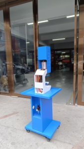 Machines de fabrication de chaussures YT-136 <span class=keywords><strong>pour</strong></span> petite usine <span class=keywords><strong>Machine</strong></span> à perforer les œillets perforants à perforation manuelle pneumatique - Product Image 5