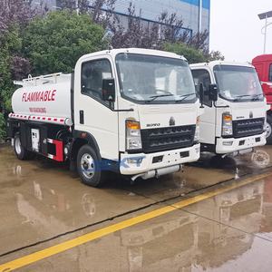 Howo 4*2 Type Sinotruk Pétrolier Camion Réservoir De Carburant 5000 <span class=keywords><strong>Litres</strong></span> <span class=keywords><strong>1000</strong></span> Gallon Huile Profil Bas Transfert Pétrolier Ravitaillement Camion - Product Image 4