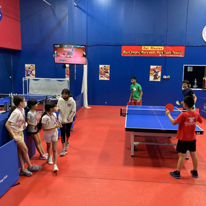 Revêtement de <span class=keywords><strong>sol</strong></span> vinyle Yichen moderne, <span class=keywords><strong>adhésif</strong></span>, à surface lisse, imperméable et antibactérien pour terrains de sport intérieurs de tennis de table - Product Image 5