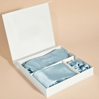 Ensemble Cadeau Relaxant pour le Sommeil : Taie d'Oreiller en Soie de Mûrier Infusée à la Lavande, Masque pour les Yeux et Chouchou Personnalisés pour Soulager le Stress