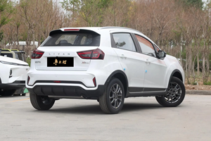 Nouveau Livan X3 Pro 1.5L FWD Automatique R16 Petit SUV Euro VI Emission Économique Essence <span class=keywords><strong>Voiture</strong></span> Conduite à Gauche <span class=keywords><strong>Meilleur</strong></span> <span class=keywords><strong>Rapport</strong></span> <span class=keywords><strong>Qualité</strong></span>-<span class=keywords><strong>Prix</strong></span> Famille - Product Image 6