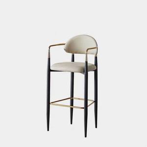 Tabourets de <span class=keywords><strong>bar</strong></span> Baoning personnalisés en métal de luxe léger à dossier haut pour usage commercial Ventes transfrontalières - Product Image 4