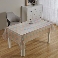 Nappe rectangulaire translucide en PVC motif confettis arc-en-ciel pastel RNPT pour tables de célébration