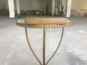 <span class=keywords><strong>Tavolino</strong></span> rotondo in <span class=keywords><strong>vetro</strong></span> dorato con base in ferro forgiato MRS WOODS - Product Image 3