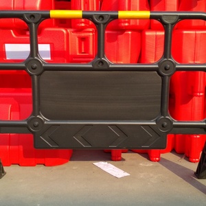 Barrière de signalisation routière L1400mm rouge en HDPE/PE, réfléchissante prismatique haute intensité, IP22, non remplissable d'eau, pour chantier de construction routière - Product Image 6