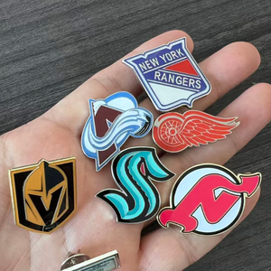 Novedad Pin Broche Metálico al por Mayor Equipo de Hockey sobre Hielo de EE. UU. Insignia de Solapa de Hierro Pulido Pines de Recuerdo Deportivo Impresos para Gorras - Product Image 4