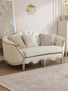 Canapé en cuir capitonné de luxe léger de style américain et français haut de gamme, avec cadre en bois massif sculpté doré et capitonnage à boutons, pour salon - Product Image 4