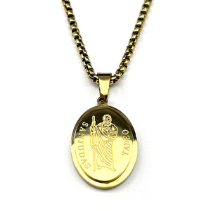 Collar con colgante ovalado de acero inoxidable con diseño de marca, para hombre, de titanio, que no se desvanece, con cadena a juego - Product Image 6