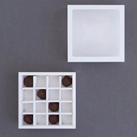 Individuell Bedruckte Schokoladengeschenkbox mit Fächern Luxuriöse Karton-Pralinenverpackung Großhandel OEM ODM Lieferant
