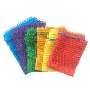 Venta caliente 25kg PE Raschel Leno bolsa de red de malla para almacenamiento de patatas y leña tejido rollo saco embalaje e impresión producto - Product Image 1