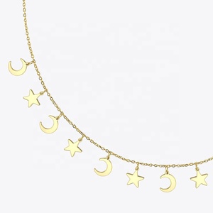 Collana Girocollo con Stella e Luna in Acciaio Inossidabile Placcato Oro 18K PVD per Donna, Accessori Regalo PM193014 - Product Image 4