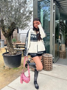 Abrigos OEM de diferentes estaciones para hombre, chaqueta personalizada para correr, bombardero bordada de satén, ropa para hombre, chaqueta cortavientos de béisbol para correr - Product Image 3