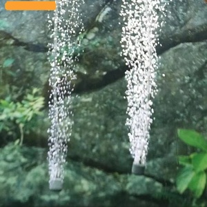 Pompe à oxygène pour aquarium portable mini USB rechargeable en plastique écologique 5L Pompe à air silencieuse Sacs Fournitures pour aquarium Salon - Product Image 4