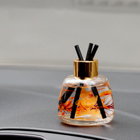 Désodorisant de parfum de voiture Molly Glory Diffuseur de roseaux d'aromathérapie de voiture moderne de 120ml dans une bouteille en verre pour une utilisation en voiture