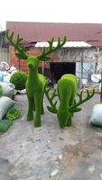 Décorations de jardin en forme de girafe et de cerf, plantes en forme d'animaux avec des cadres en fil de fer pour la topiaire