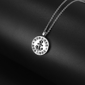 Collana con Ciondolo a Forma di Ancora e Bussola in Acciaio Inox 316 con Logo Personalizzato, Gioielli da Uomo con Zirconia Cubica Nera 5A, Simbolo della Libertà - Product Image 4