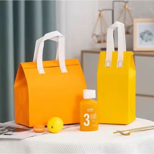 Wholesale Recycled Customized Printed Foldable Portable Non Woven Cooler Picnic <b>Bag</b> Reusable Food Takeout Lunch <b>Bag</b> with Handle - Product Image 2