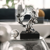 Neue Taihu-See-Stein-Skulptur im chinesischen Stil aus transparentem Kunstharz mit unregelmäßiger Form für Heim- und Bürodekoration