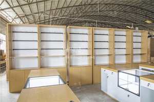 Étagère murale en bois pour téléphones portables, accessoire électronique personnalisé, Design d'armoire, présentoir mural pour téléphones - Product Image 5