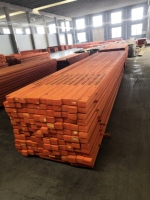 Madera LVL F17 para el mercado australiano, con pegamento fenólico A-Bond, vigas y montantes estructurales LVL para construcción de estructuras.
