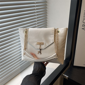 Marque de luxe femmes sacs de messager en <span class=keywords><strong>cuir</strong></span> PU <span class=keywords><strong>souple</strong></span> marron daim fourre-tout à main boucle en or femmes sacs à bandoulière dame tendance cartable - Product Image 2