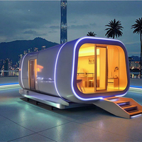 Capsule hôtelière intelligente de luxe en gros, maisonnette préfabriquée en acier pour camping, vacances, parc, école, appartement, design graphique