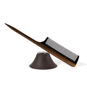 Peine de cuerno de buey Chen Guibao con punta en forma de cola, peine de madera de sándalo para la población en general, origen del condado de Hengyang - Product Image 5