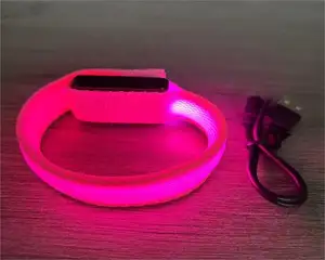 LED זוהר טבעת יד לטעינת USB צמיד פלאש סרט זרוע פלורסנט מקל צמיד בר קונצרט אבזרי עידוד