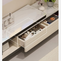 Meuble TV extensible avec panneau de tiroir à rainures ondulées, console multimédia à compartiment central ouvert, support TV rétractable