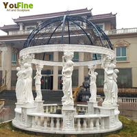 Gazebo en marbre blanc pour jardin extérieur, grand pavillon rond avec toit en dôme et colonnes corinthiennes pour villa ou parc