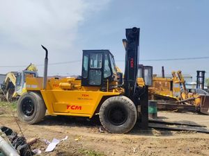 รถยกดีเซล20ton 16ton มือสองสภาพดีปั๊มแกนเครื่องยนต์รถที่เหมาะกับอุตสาหกรรมก่อสร้างในฟาร์ม - Product Image 2