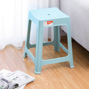 Taburete de Plástico Xitianlong 45.5x35.8x35.8 Cm Apilable Portátil para el Hogar y la Sala de Estar - Product Image 3