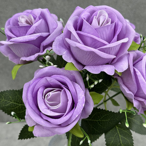 Décoration murale Mei Yu Rose, roses en tissu plastique à 5 têtes, perles, décoration pour la Saint-Valentin, hôtel, mariage - Product Image 3