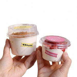 ถ้วยพลาสติกใสขนาด 150/250 มล. สำหรับไอศกรีม เยลลี่ พุดดิ้ง มูส ทีรามิสุ ขนมหวาน กล่องขนมเค้กโฮมเมด พร้อมฝาปิด แบบใช้แล้วทิ้ง - Product Image 4