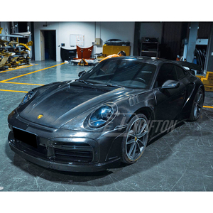 ฝากระโปรงคาร์บอนไฟเบอร์แห้งทรง TopCar สำหรับ Porsche 911 992 Carrera S Turbo S ปี 2019-2028 - Product Image 4