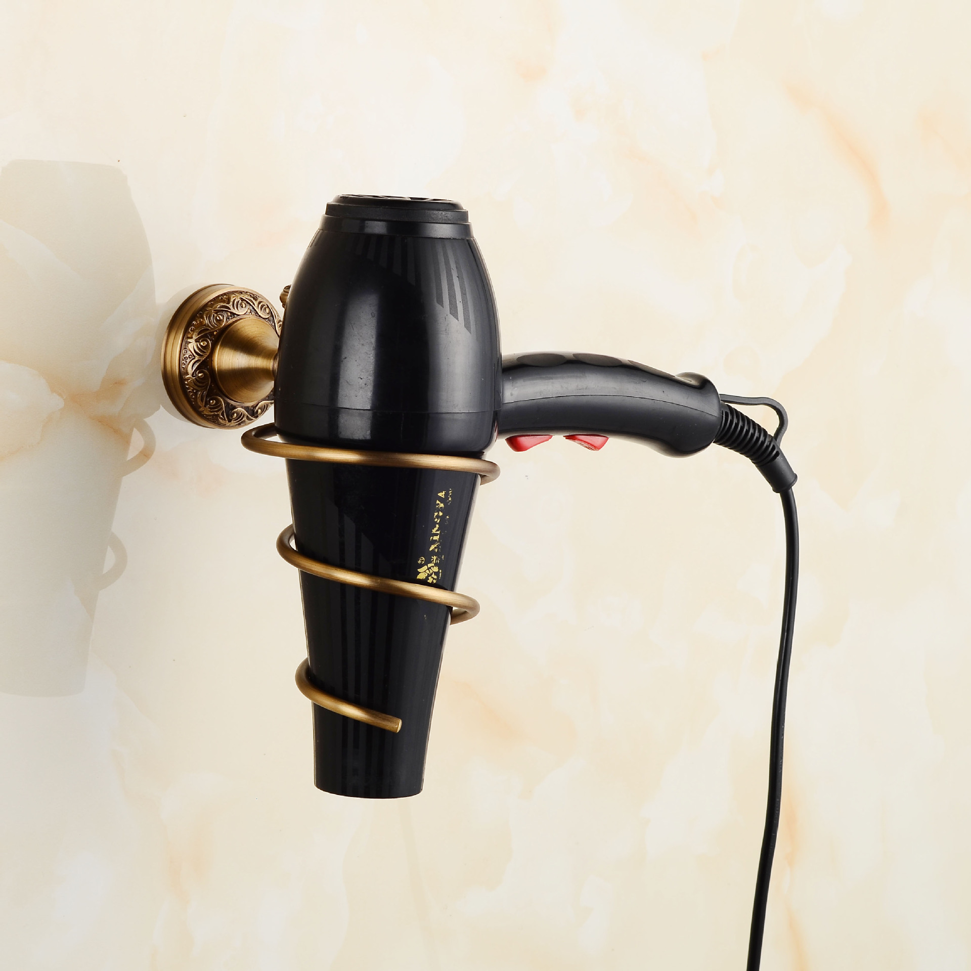 Titulaire sèche-cheveux