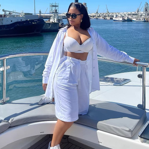 Completo da donna con pantaloncini con tasche, cardigan casual <span class=keywords><strong>taglie</strong></span> <span class=keywords><strong>forti</strong></span>, camicia abbottonata, <span class=keywords><strong>pantaloni</strong></span> <span class=keywords><strong>bianchi</strong></span>, completo due pezzi in stile africano - Product Image 1