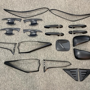 ชุดอุปกรณ์ตกแต่งภายนอกรถยนต์คุณภาพสูง วัสดุ ABS พลาสติก สำหรับรถยนต์ Fortuner - Product Image 4