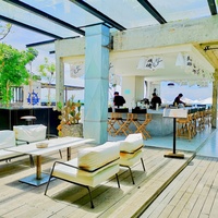 Planches de terrasse personnalisées avec logo gravé, en bois composite antidérapant pour extérieur, parfaits pour parcs et bateaux