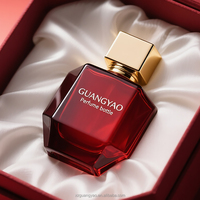 Flacon de parfum en verre gaufré irrégulier de luxe, vide, 30ml 50ml 100ml, avec boîte cadeau et couvercle carré doré