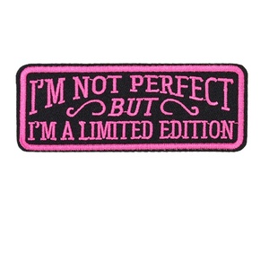 รีดใหม่บนพระเยซูสีชมพูร้อนแรงภาวนาเชื่อว่าฉันไม่สมบูรณ์แบบแต่ฉันเป็นรุ่นลิมิเต็ดแพทช์ปักคำ - Product Image 5