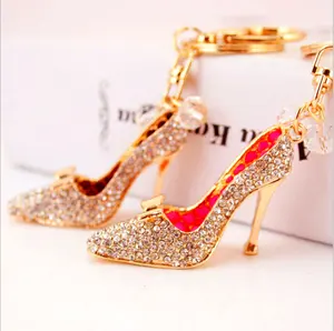 Creativo diamante cristallo scarpe col tacco alto portachiavi da donna borsa ornamenti accessori portachiavi scarpa in metallo