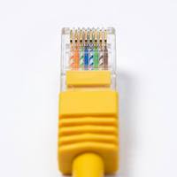 Kabel Patch Cat6A OEM Pendek 0.25m hingga 1m 28AWG CCA UTP FTP SFTP Slim Ethernet untuk Switch Pusat Data Hemat-Ruang
