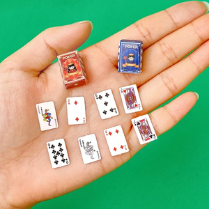 Cartes de <span class=keywords><strong>jeu</strong></span> créatives miniatures pour enfants, <span class=keywords><strong>jeu</strong></span> de société portable de la taille d'une paume, cartes amusantes - Product Image 3
