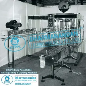ฟังก์ชันการทำงานที่ไม่ยุ่งยากประสิทธิภาพที่เหนือกว่า90 BPM เครื่องบรรจุขวดน้ำที่มีอยู่ในราคาจำนวนมาก - Product Image 2