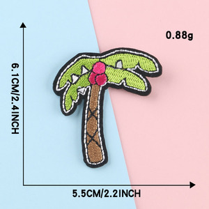 Fournir un style mignon cocotier <span class=keywords><strong>ananas</strong></span> et fruits ordinateur broderie fer <span class=keywords><strong>sur</strong></span> des patchs en tissu pour chapeaux chaussures et vêtements - Product Image 5