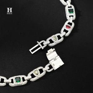Collier de luxe à maillons mariniers multi-pierres précieuses, avec ancre pavée de diamants, émeraude, rubis et pierres rouges - Product Image 3