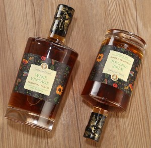 750ml 500ml Bouteille en verre <span class=keywords><strong>de</strong></span> vodka avec liège pour col court Whisky Brandy Tequila Rhum Gin Bouteille <span class=keywords><strong>de</strong></span> vin <span class=keywords><strong>de</strong></span> liqueur personnalisée - Product Image 5